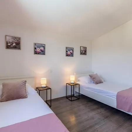 Stari Hill Private Pool * Spalato