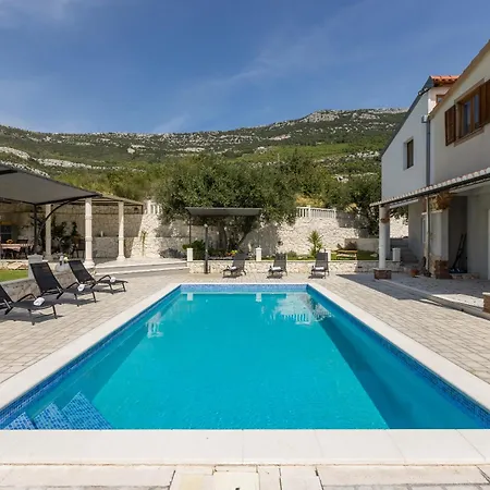 Stari Hill Private Pool ヴィラ