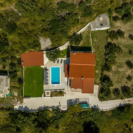 Stari Hill Private Pool فيلة *