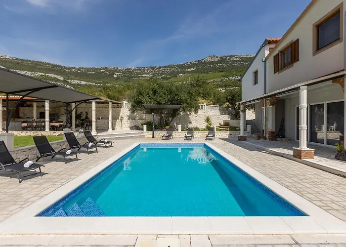 Stari Hill Private Pool ヴィラ