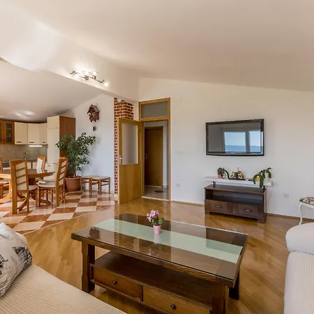 Stari Hill Private Pool Villa