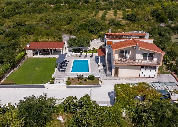 וילה Stari Hill Private Pool ספליט